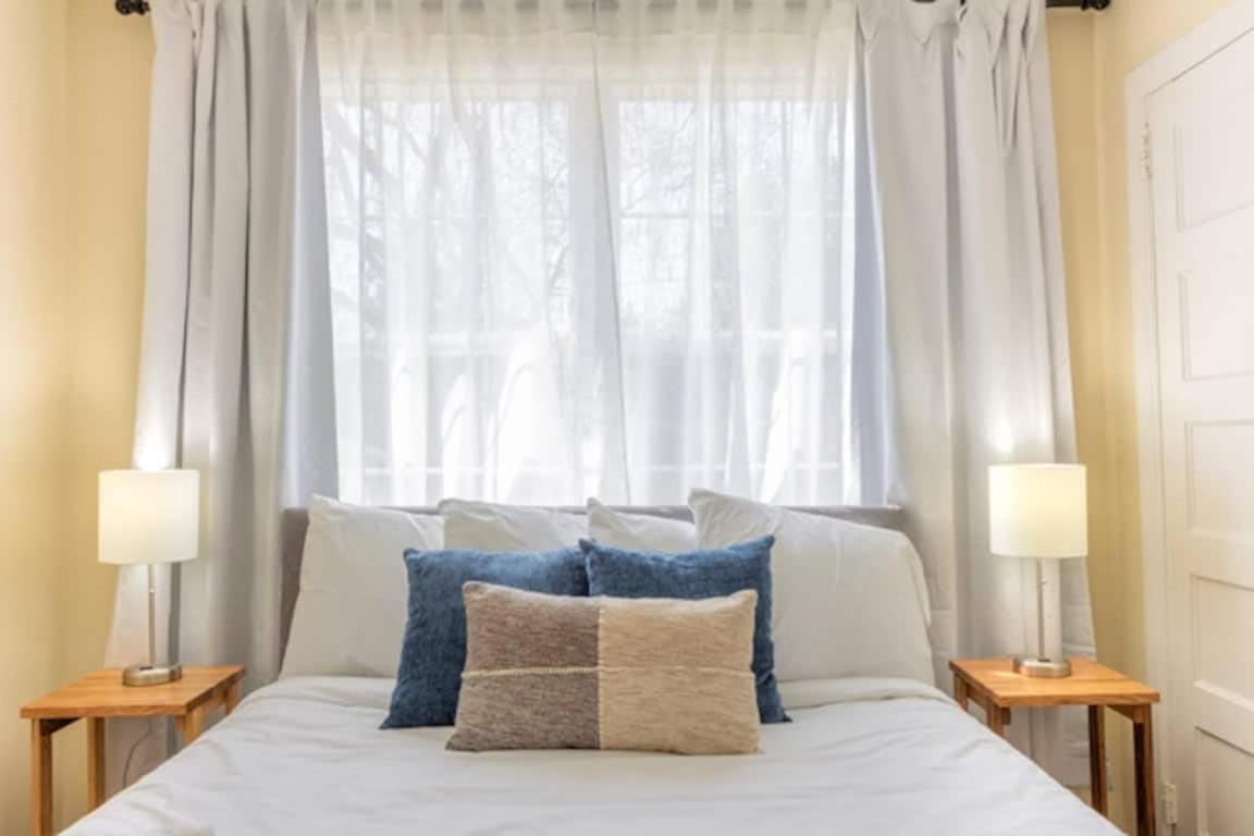 The Delightful Doubles- Unit A- Centrally Located Columbus Esterno foto